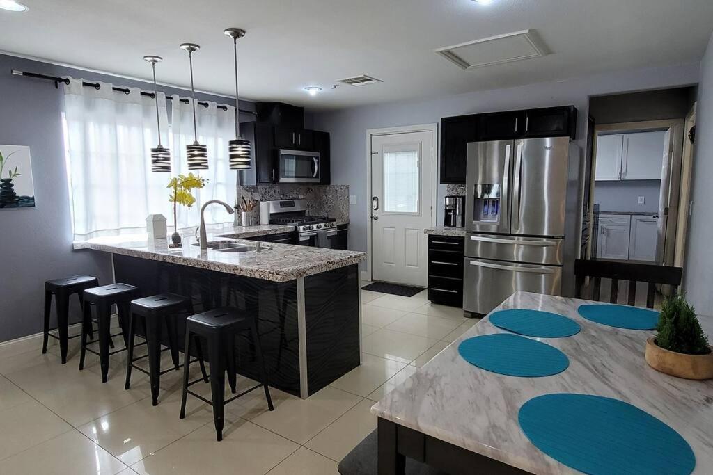 K - Fully Remodeled And Professionally Decorated Las Vegas Exterior foto